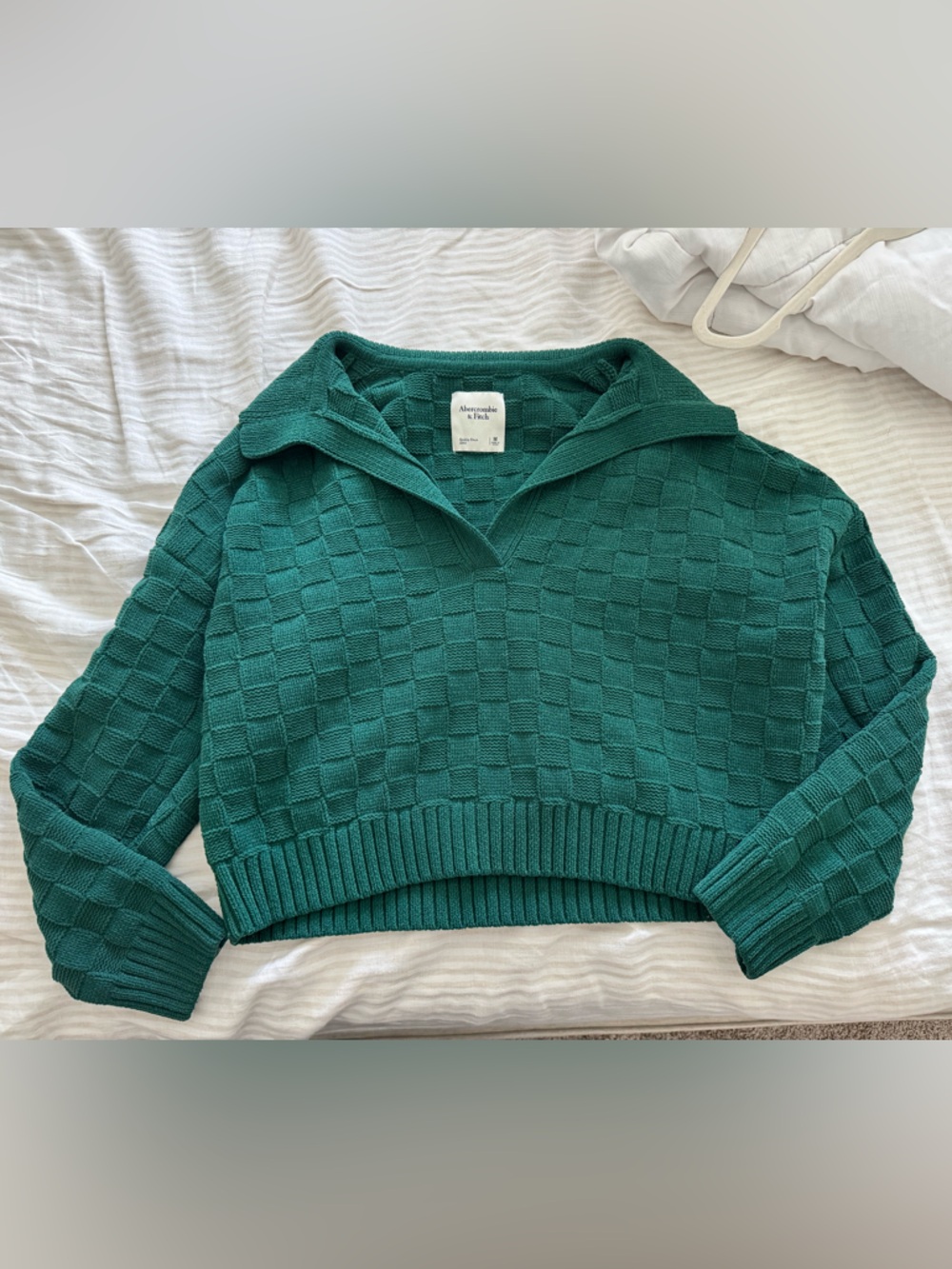 Abercrombie Emerald V‑Neck Textured Knit Sweater